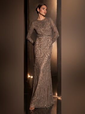 👗 NWT! Mac Duggal Sequin & Bead Long Sleeve Dress
